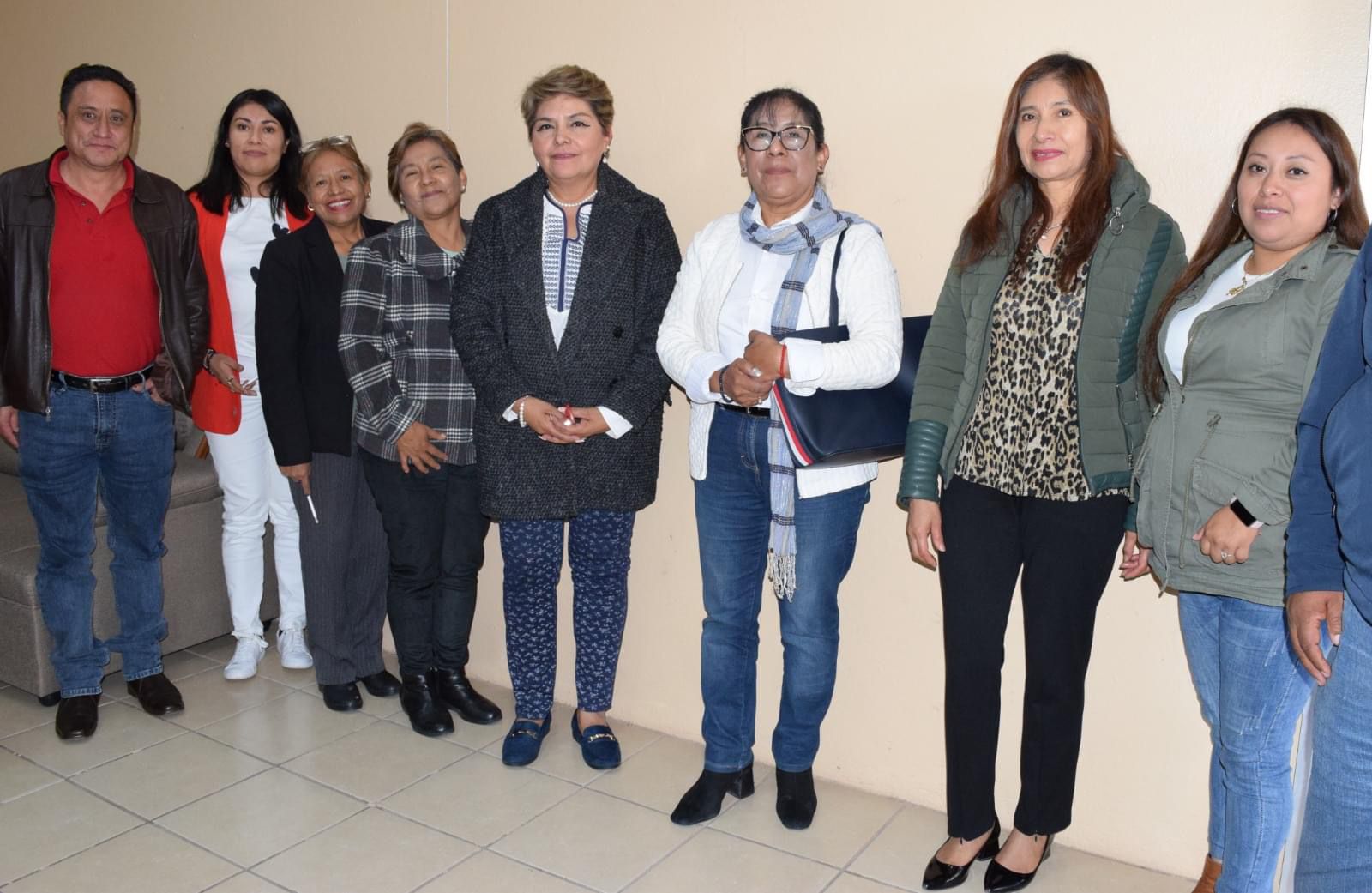 Los maestros de la sección 55 respaldan a Tere Meneses